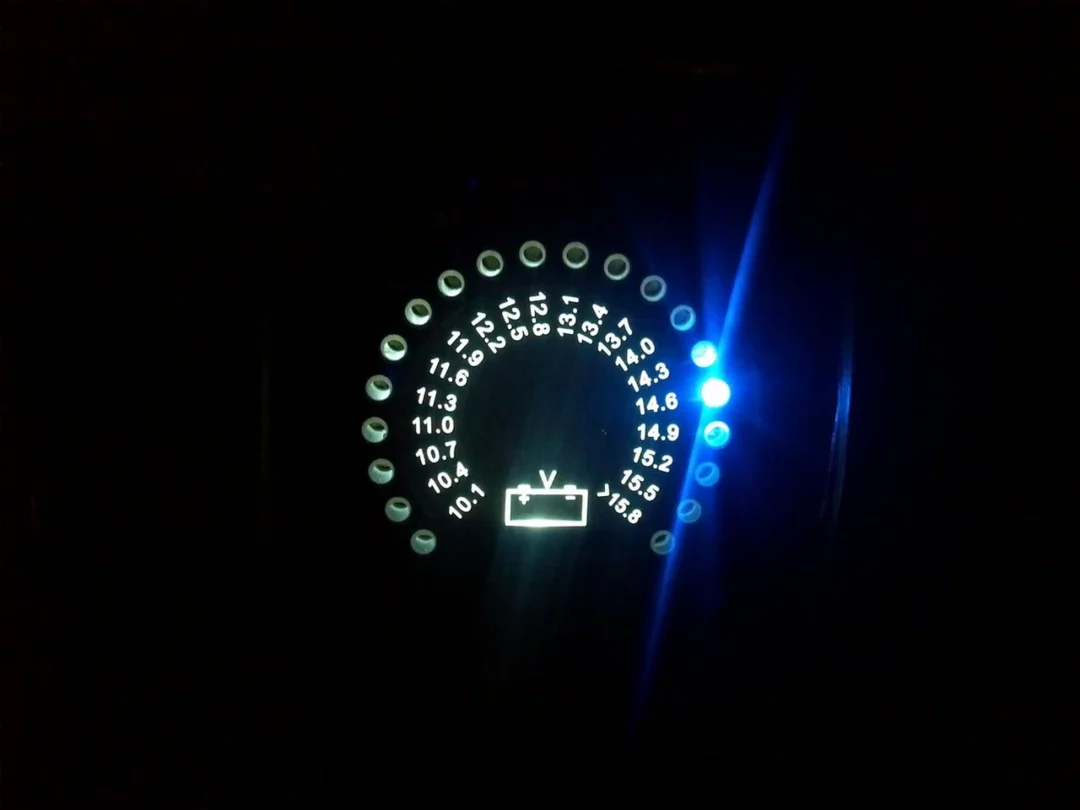SMD VM-1 VOLT METER デジタルボルトメーター